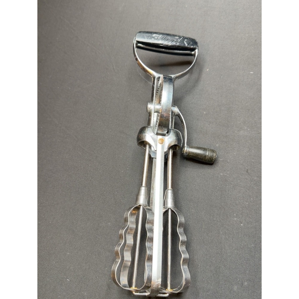 Vintage EKCO Flint BEST Hand Crank Egg Beater Manual Mixer Black Handle